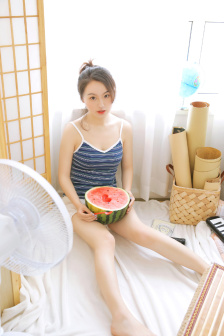 《美国空姐2018法版》